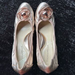 Tignanello Rose Gold Metallic Leather Ballet Wedges Size 9.5